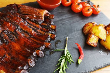 patates ve Domuz kaburga