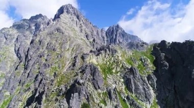 Tatras dağlarda uçuş