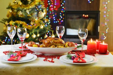 Noel yemeğinde tavuk 