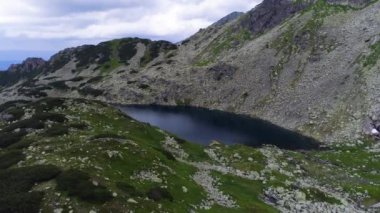 Zakopane yakınındaki Tatry dağlarda uçuş