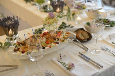 kızarmış karides ve patlıcan