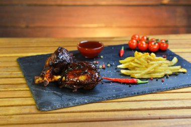 patates ve domuz eti