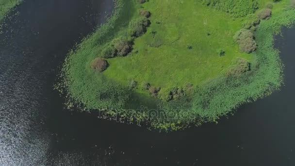 survol des lacs et des prairies 