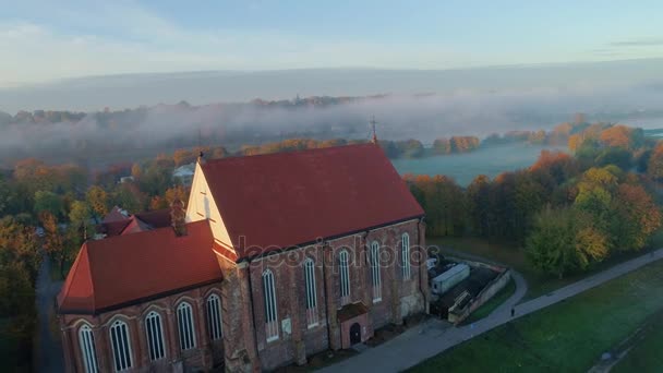 Luftaufnahme der Stadt am Morgen — Stockvideo