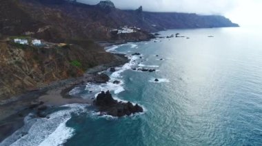 Tenerife, sahil üzerinde uçuş