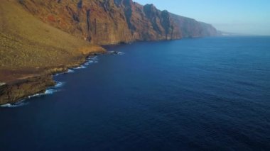 Tenerife, sahil üzerinde uçuş