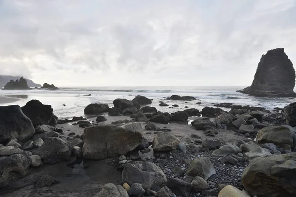 View Stony Coast Cloudy Day Sea — Stock Photo, Image