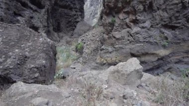 derin bir geçit hiking