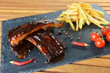 patates ve Domuz kaburga