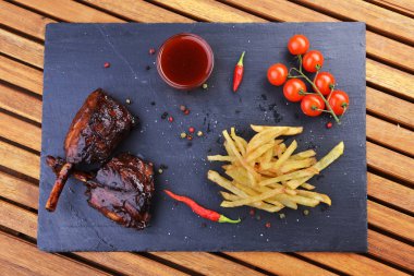 patates ve domuz eti