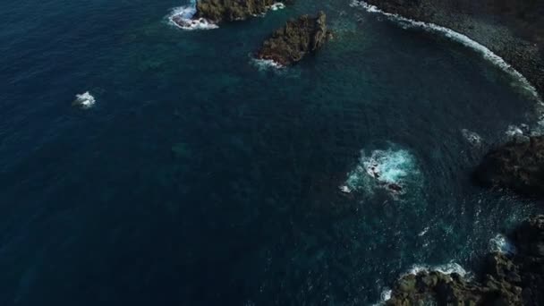 Vol au-dessus du littoral à Tenerife 