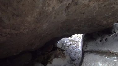 derin bir geçit hiking