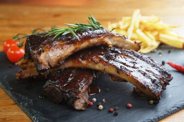 patates ve Domuz kaburga