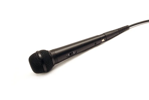 Вокальный микрофон изолирован на белом — стоковое фото