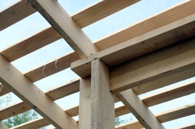 Evin içinde montaj çatı çerçeve