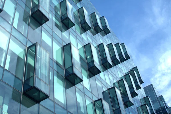 Mur Verre Immeuble Bureaux Moderne Avec Nombreuses Grandes Fenêtres Panoramiques — Photo