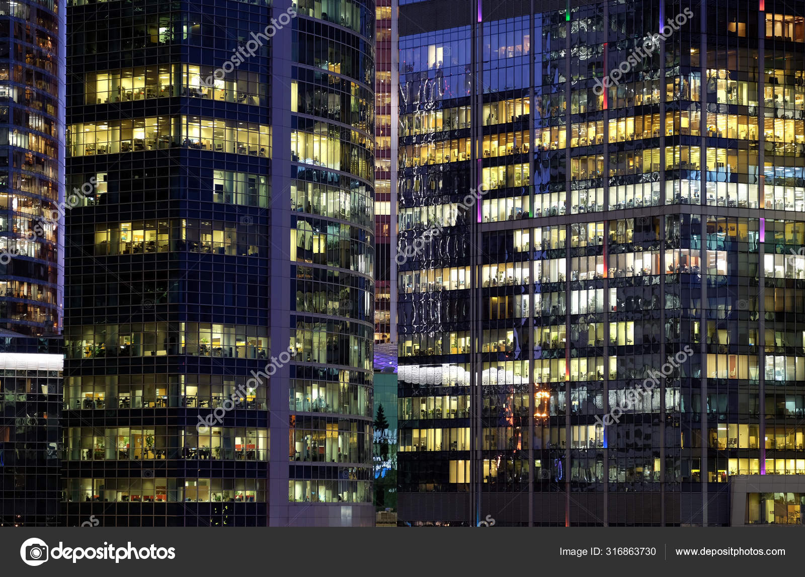Les Murs Verre Des Immeubles Bureaux Modernes Avec Nombreuses Grandes Image Libre De Droit Par Idymax C Les Murs Verre Des Immeubles Bureaux Modernes Avec Nombreuses Grandes Image Libre De Droit Par Idymax C