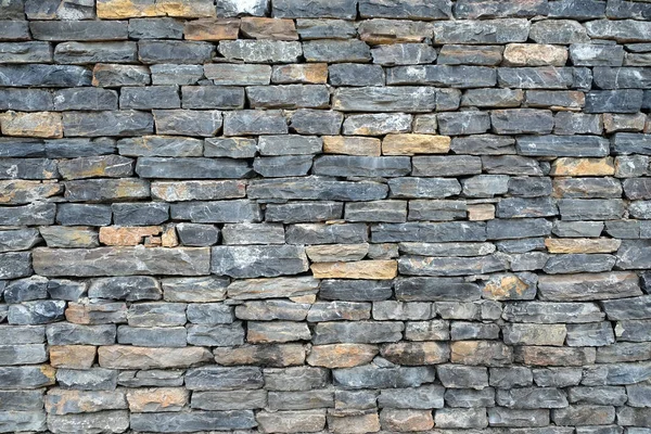 Mauerwerk Veredelung Aus Bunten Natursteinblöcken Trimmen Als Hintergrund Frontansicht Nahaufnahme — Stockfoto
