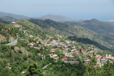 Troodos dağlarındaki cennet köyü. Kıbrıs