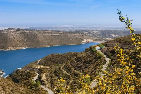 Kurium dam panorama, Chipre — Foto de Stock