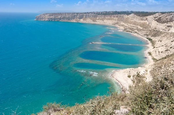Bela paisagem do Mar Mediterrâneo em Chipre — Fotografia de Stock