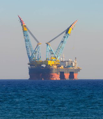 gaz ve petrol kulesi