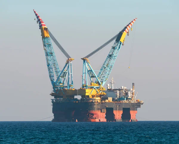 Gazu idealna Oil rig — Zdjęcie stockowe