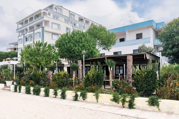 Albanie. Golem. Appartements invités sur la plage — Photo