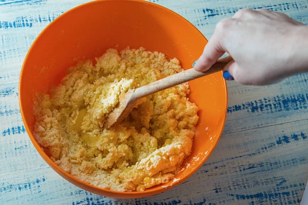 Cozinhar Massa Uma Tigela Ingredientes Mistura Farinha Manteiga Açúcar — Fotografia de Stock