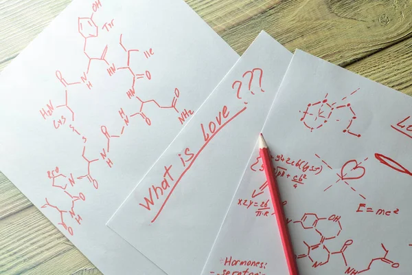 Concepto Del Amor Como Hormonas Hojas Papel Escritas Con Fórmulas — Foto de Stock