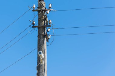 CCTV kameralı elektrik direği..
