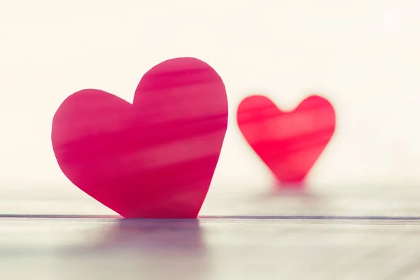 Zwei Herzen Zum Valentinstag Das Konzept Der Liebe Der Liebesbeziehungen — Stockfoto