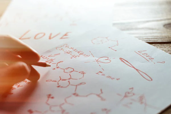 Поняття Любові Гормонів Таблиці Паперу Написані Формулами Пошуках Відповіді Питання — стокове фото