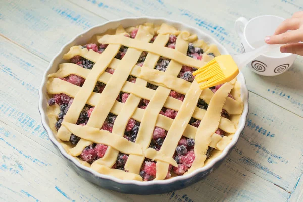 Preparation Home Made Pie Short Berry Dough Baby Hand Spreads — Stock Photo, Image