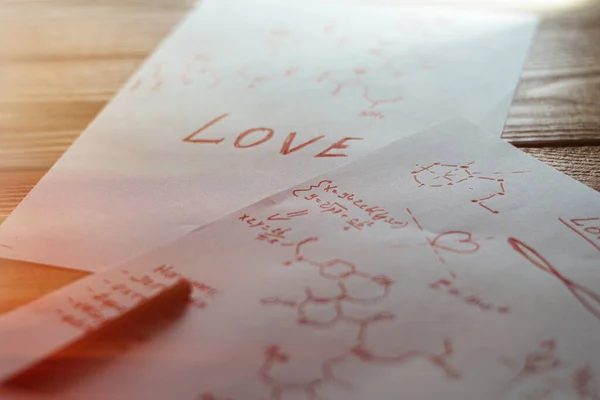 Concepto Del Amor Como Hormonas Hojas Papel Escritas Con Fórmulas — Foto de Stock