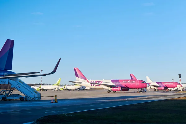 Riga Lotyšsko Února 2020 Wizz Air Letadlo Městském Letišti — Stock fotografie