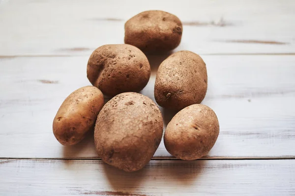 Raw Potato Tubers Wooden Background — Stock Photo, Image