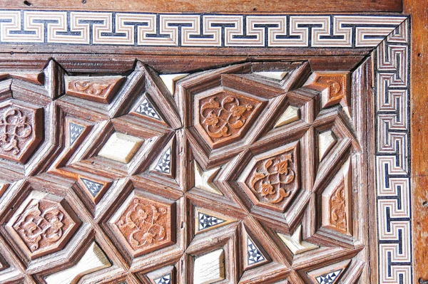 Detalle de puerta de la mezquita Suleymaniye, Estambul, Turquía —  Fotos de Stock