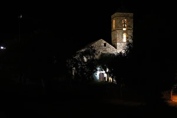 Kilise Barruera n Katalan Pyrenees. İspanya — Stok fotoğraf