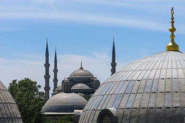 Sultanahmet Camii ve Saint Sophie Katedrali, Istanbul, Türkiye.