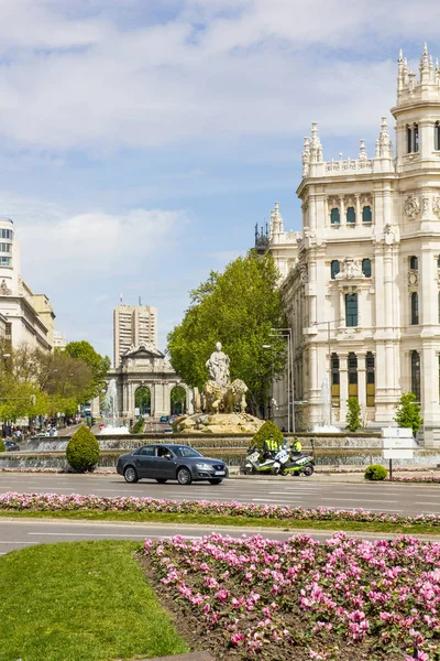 Kommunikationspalats från Plaza de Cibeles, Madrid, Spanien. — Stockfoto