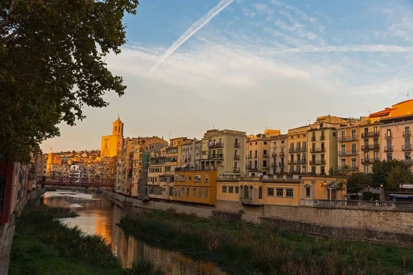 Panorama z Gerony, Costa Brava, Katalonia, Hiszpania. — Zdjęcie stockowe