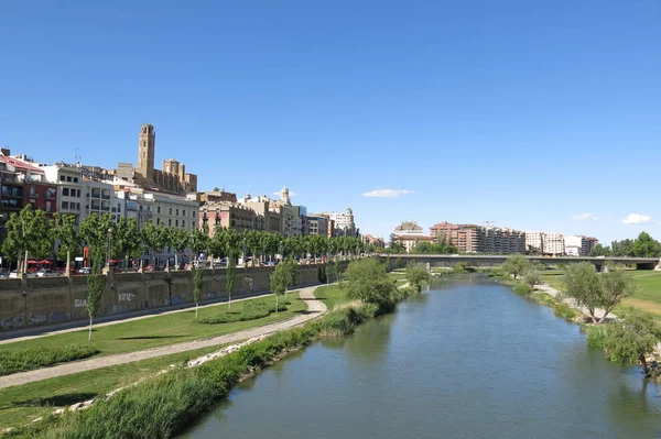 Lleida şehir, Catalonia, İspanya Panoraması.