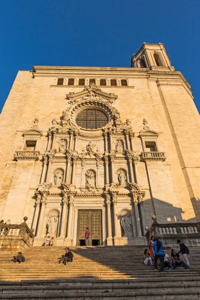 在赫罗纳，西班牙圣玛丽大教堂 — 图库照片
