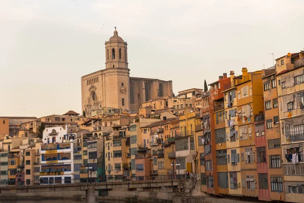 Panoráma města Girona, Costa Brava, Španělsko. — Stock fotografie