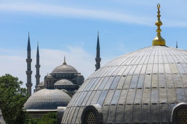 Sultanahmet Camii ve Saint Sophie Katedrali, Istanbul, Türkiye.