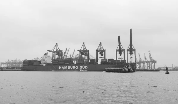 Traffico merci ad Amburgo. E 'l'hub centrale per il commercio con Ea — Foto Stock