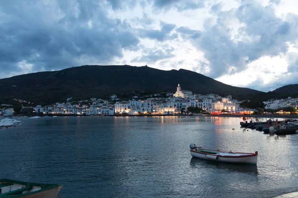 Cadaques solnedgång. Romantiken i Medelhavet. Villan — Stockfoto