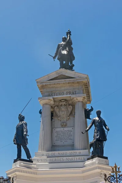 Monumento agli eroi del combattimento navale di Iquique nel 1879 un — Foto Stock