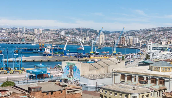 Overzicht van de stad van Valparaiso, de belangrijkste haven van Southameric — Stockfoto